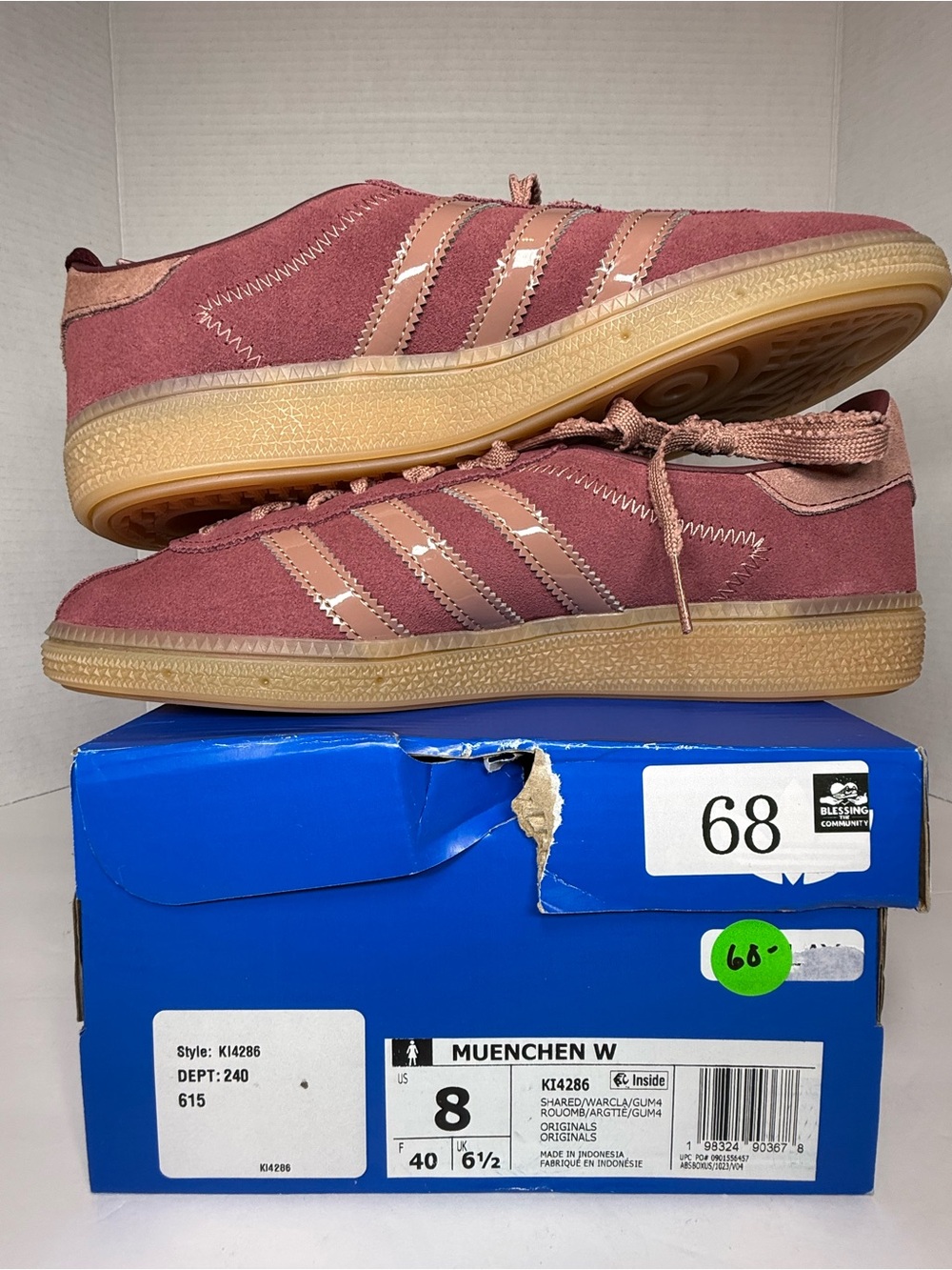 adidas Muenchen Women’s Suede Trainers in Burgundy - Picture 2 of 5